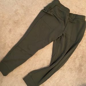 Joggers green
